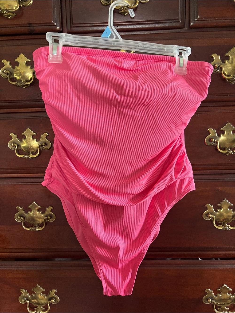 Shade & Shore Strapless Ruched One-Piece Swimsuit in Hot Pink